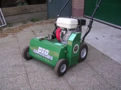 Verticuteermachine-2